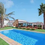 Villa Cobas Con Piscina Y Privada