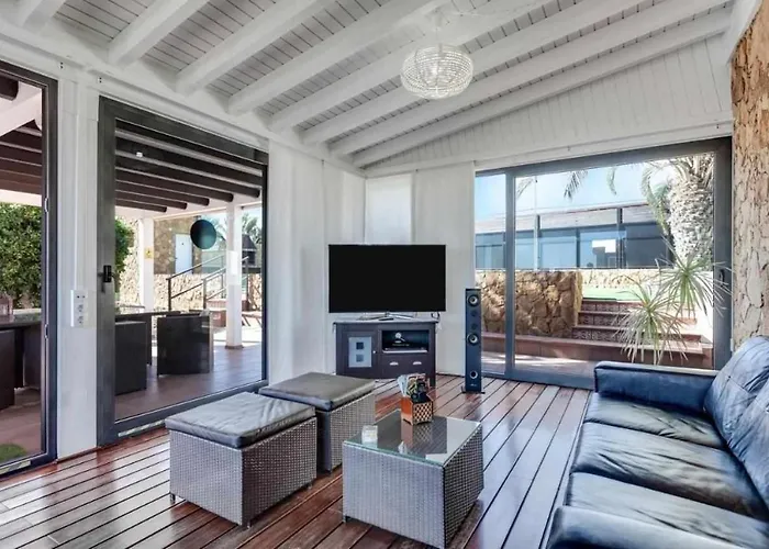 Cobas Con Piscina Y Privada Villa