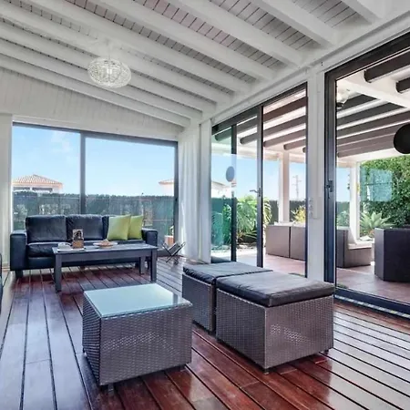 Villa Cobas Con Piscina Y Privada